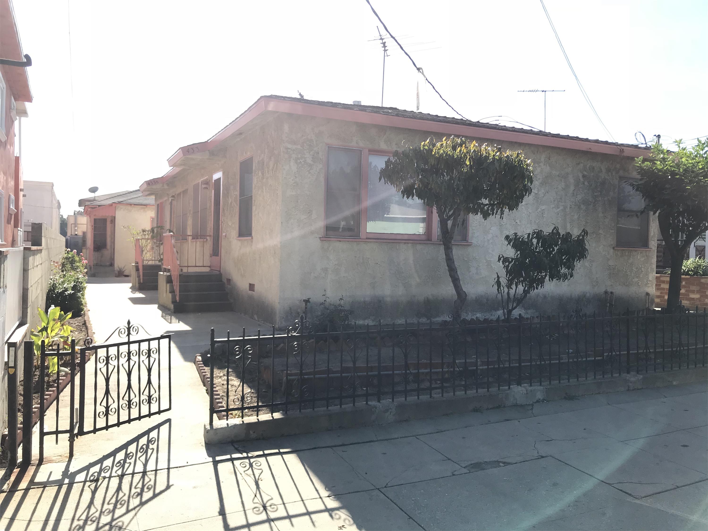 431-433 W. 13th Street - 433